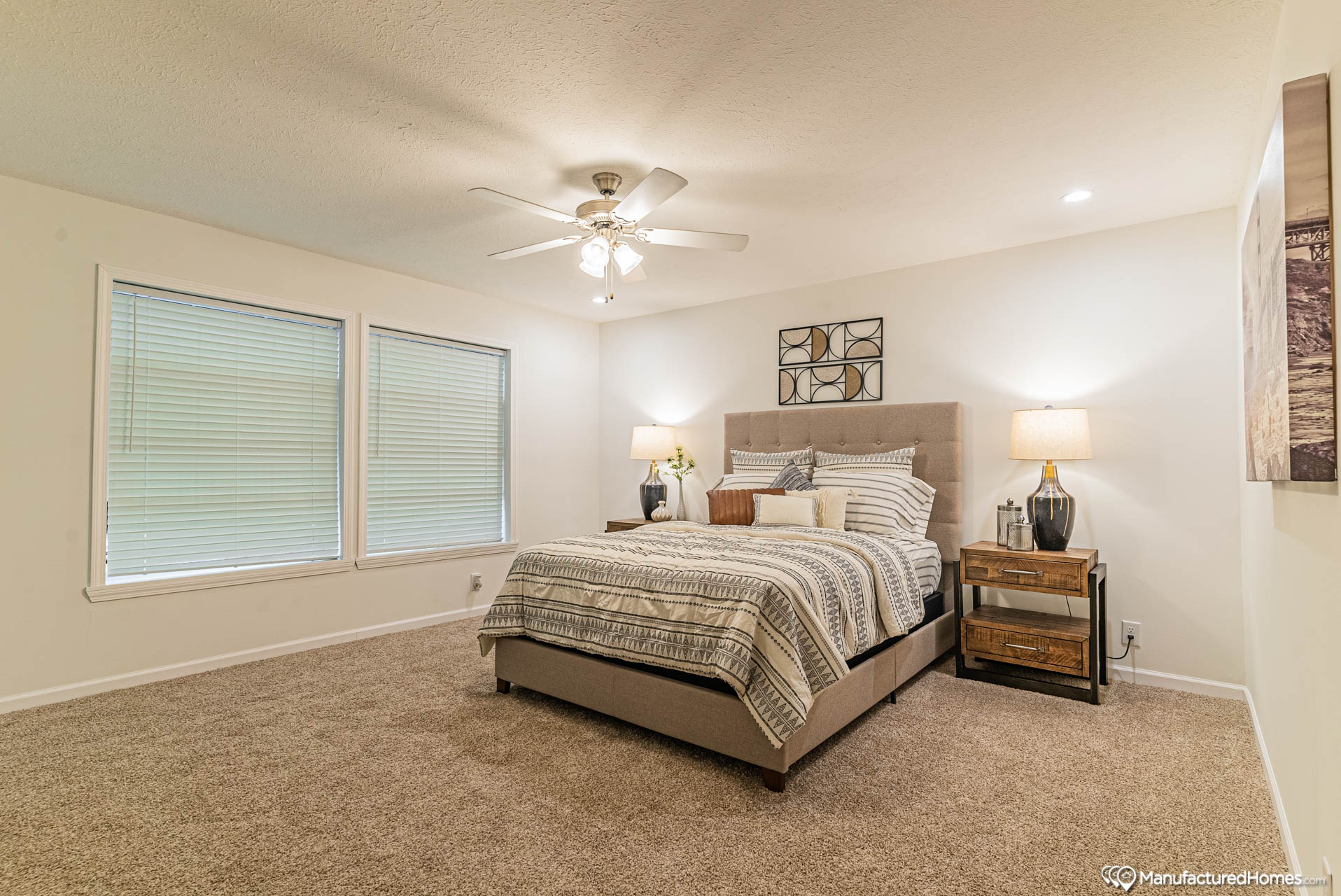 Advantage Sectional / The Winston 3276211 by Clayton Homes of Walton